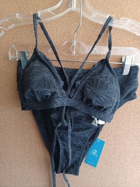 Cupshe Black Floral Lace V-Strap Bralette Bikini & High-Cut Brief S